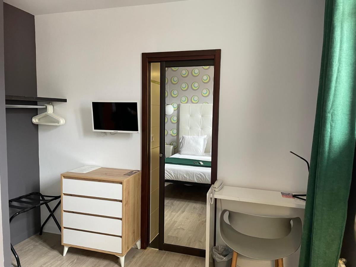 Hotel Mirano Μπιαρίτζ Εξωτερικό φωτογραφία